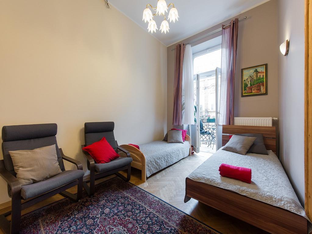5 Bedroom Family Apartment クラクフ 部屋 写真
