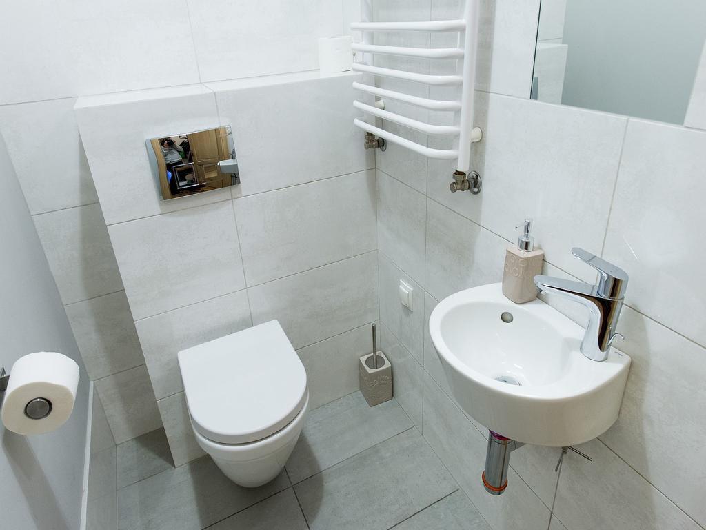 5 Bedroom Family Apartment クラクフ 部屋 写真