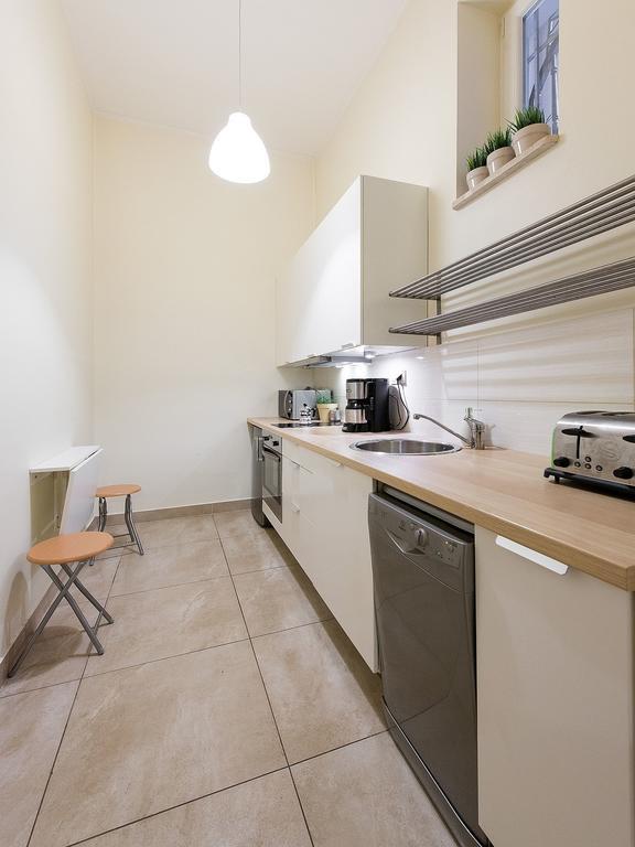 5 Bedroom Family Apartment クラクフ 部屋 写真